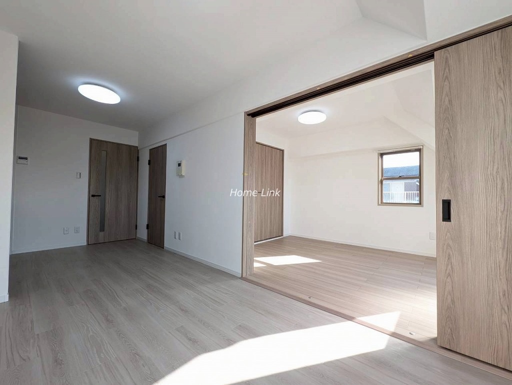 サンピア浮間舟渡6階　洋室を繋げて広いLDKとしても